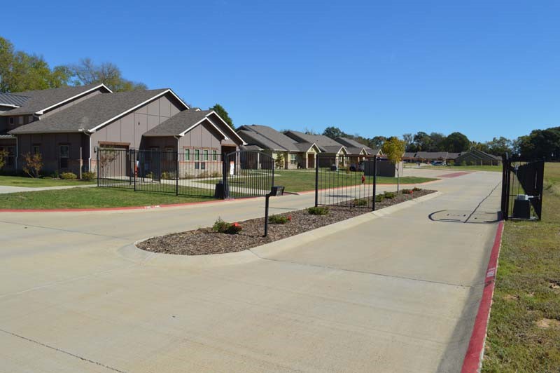 Stoneleaf_at_Eustace-03