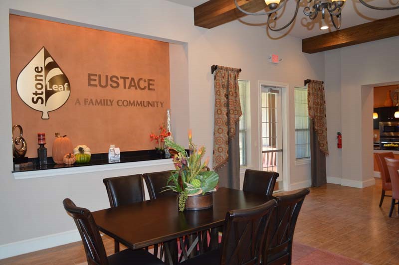 Stoneleaf_at_Eustace-08