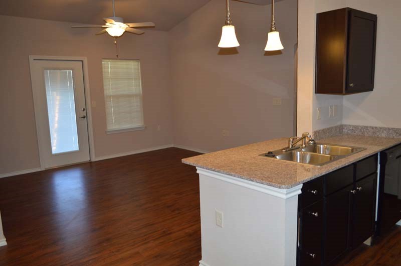 Stoneleaf_at_Eustace-31