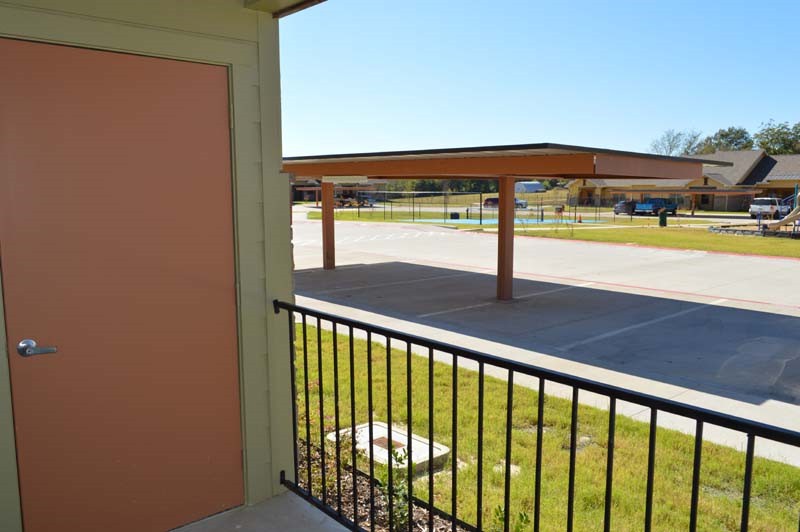 Stoneleaf_at_Eustace-34
